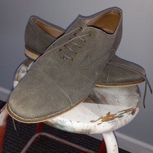 Aston Grey size 12 men's